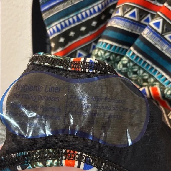 NWT Miraclesuit Multicolor Patterned One Piece - Picture 5 of 7